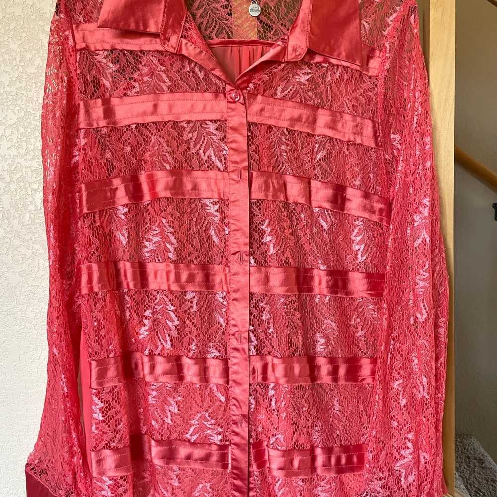 BKE Boutique Satin Lace Chiffon Women's Top